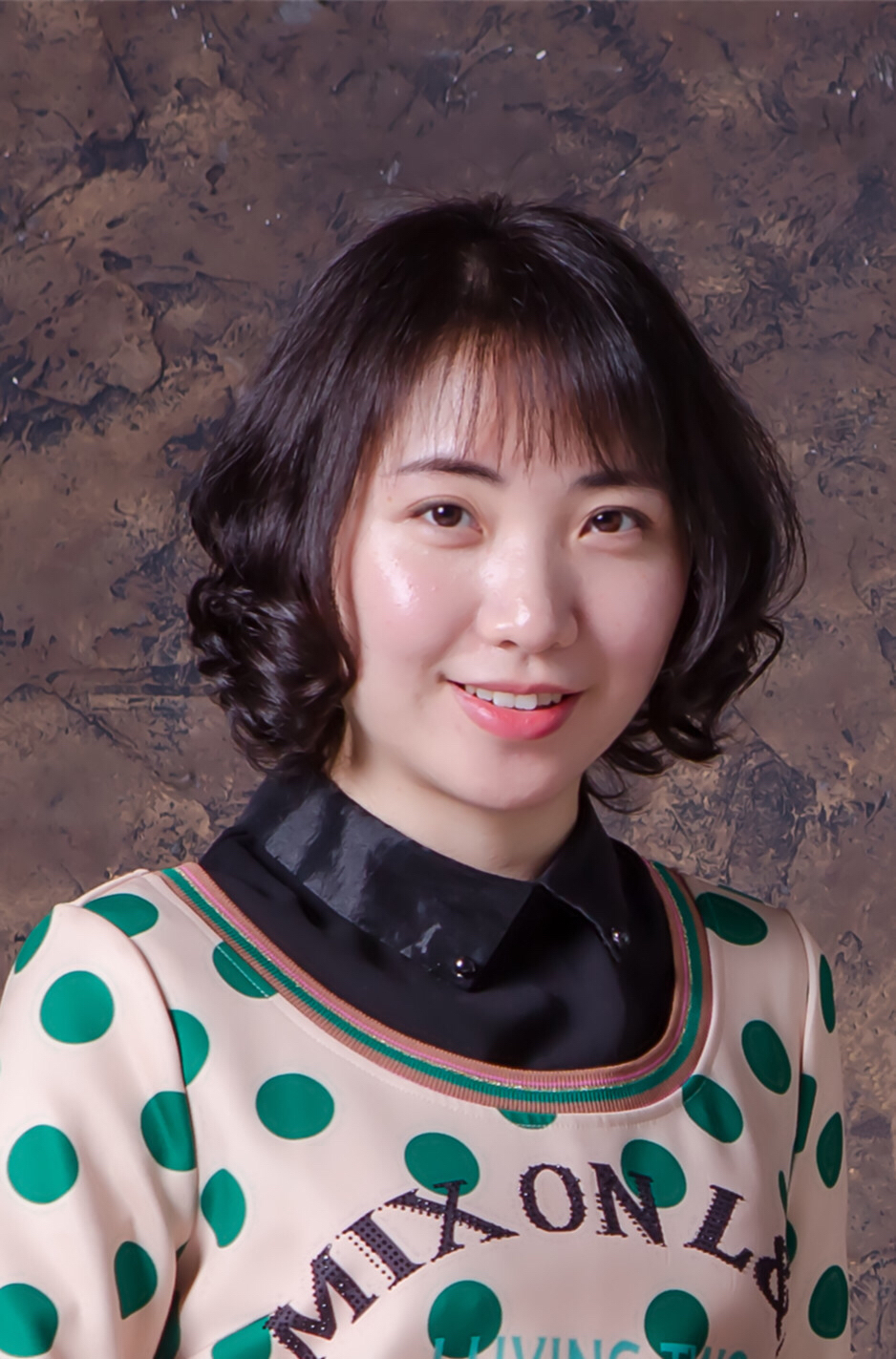 胡缘媛个人简介 _ 重庆金山小学